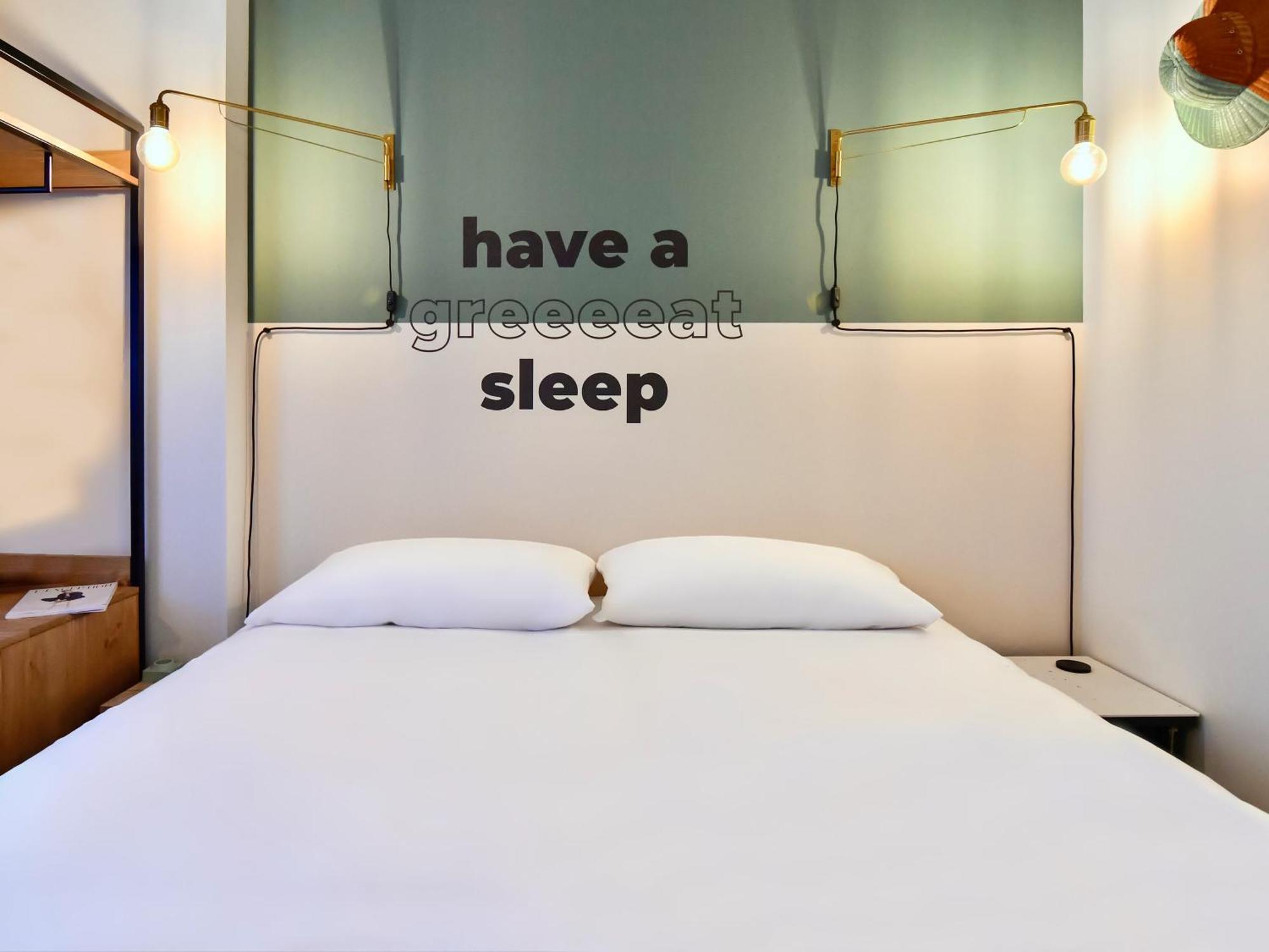 Greet Hotel Brest Aeroport Guipavas Ngoại thất bức ảnh