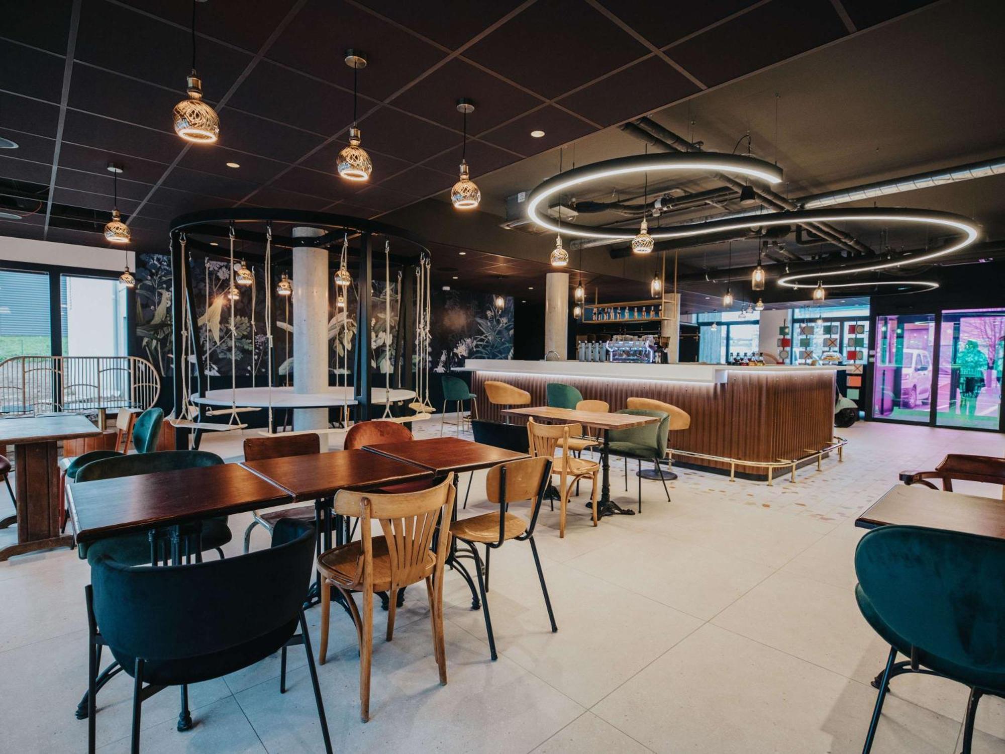 Greet Hotel Brest Aeroport Guipavas Ngoại thất bức ảnh